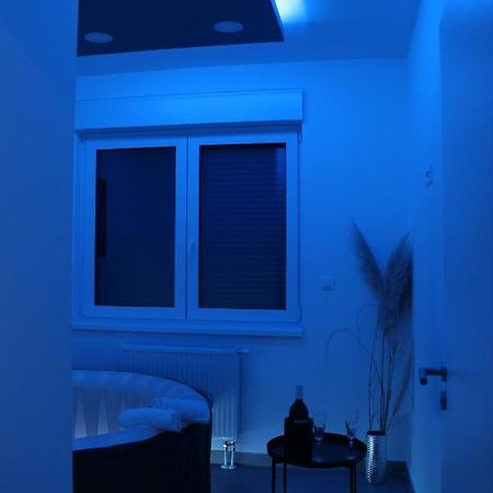 Jacuzzi Apartment Code 96 Zagreb Luaran gambar