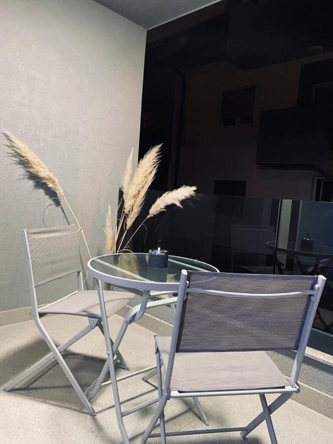 Jacuzzi Apartment Code 96 Zagreb Luaran gambar